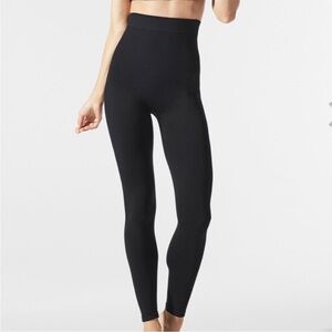 BLANQI | EverydayM Highwaist Postpartum +
Nursing Support Leggings- S med black